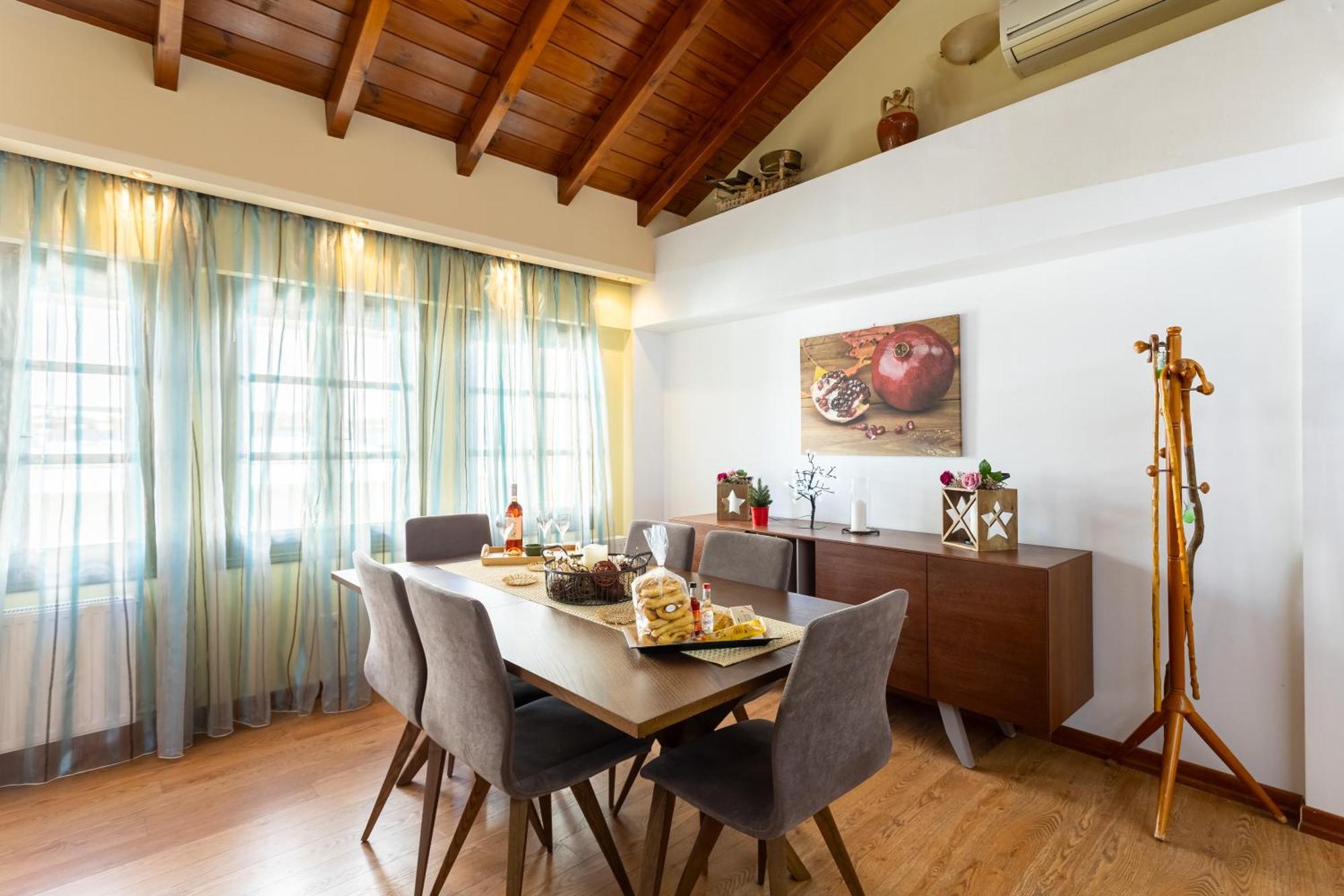 Lito'S Central Gem - Cozy Dream Getaway Kalamata Exterior photo