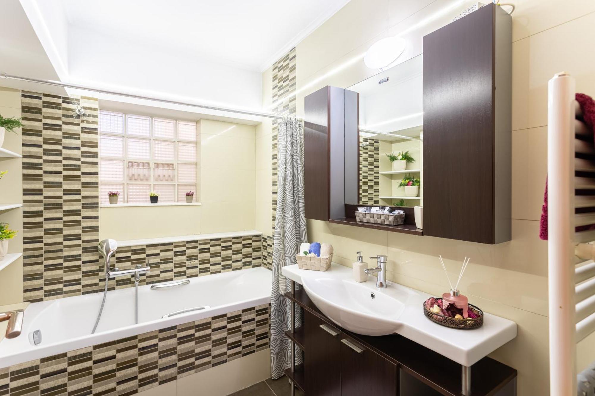 Lito'S Central Gem - Cozy Dream Getaway Kalamata Exterior photo
